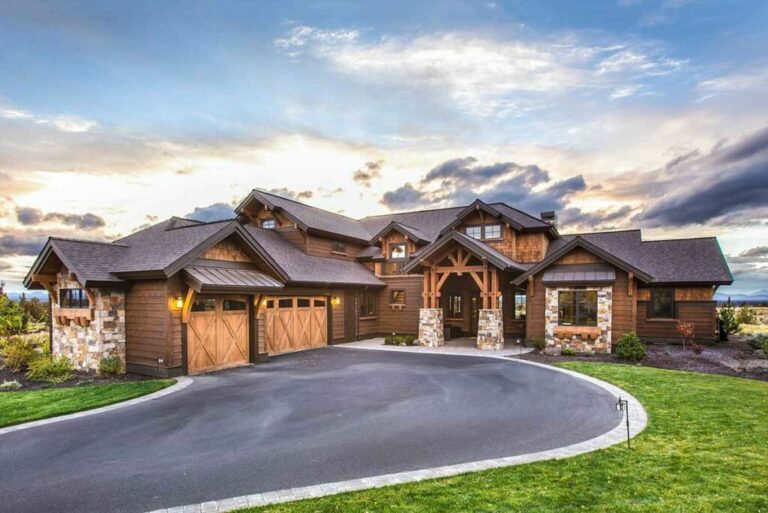 3-Bedroom 2-Story Craftsman Home With Huge Bonus Room (Floor Plan)