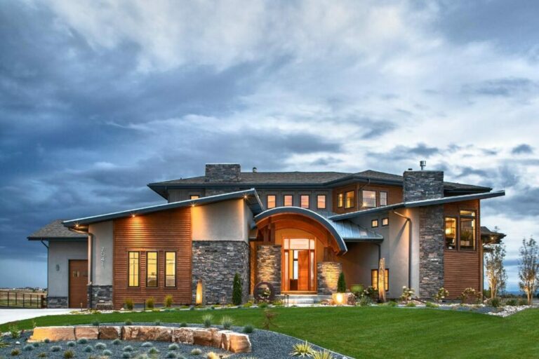 5-Bedroom 2-Story Contemporary Home With Spacious Lower Level and Outdoor Patio (Floor Plan)