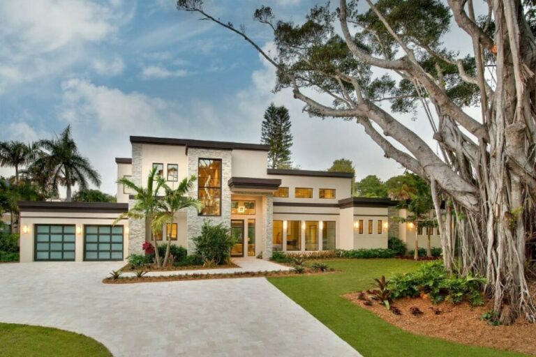 2-Story 4-Bedroom Modern Home with Spacious Outdoor Living (Floor Plan)