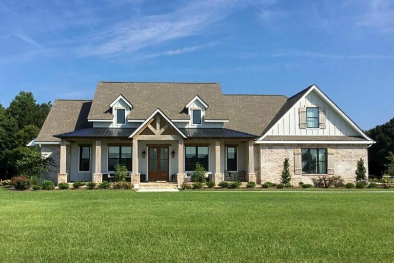 4-Bedroom Single-Story New American Farmhouse With Brick and Board and Batten Exterior (Floor Plan)