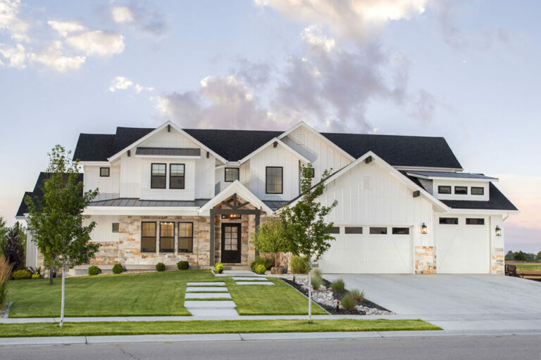 4-Bedroom 2-Story New American Home with Optional Lower Level (Floor Plan)