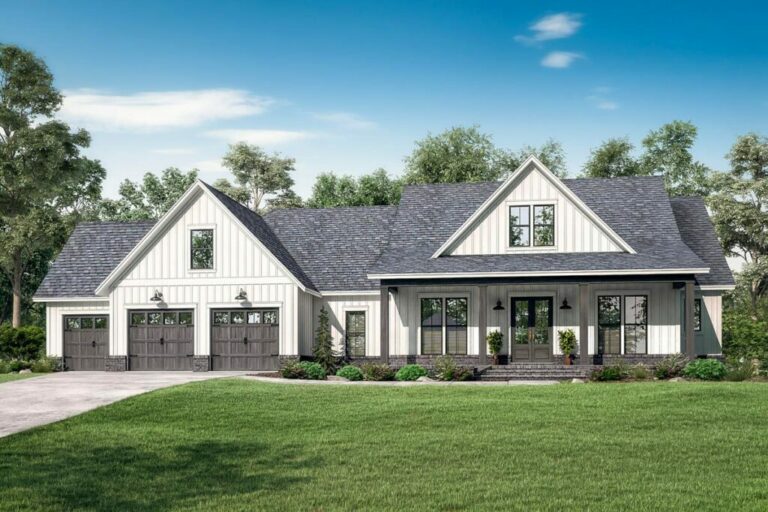 Modern 5-Bedroom 2-Story Farmhouse With 3-Car Garage and Bonus Room (Floor Plan)