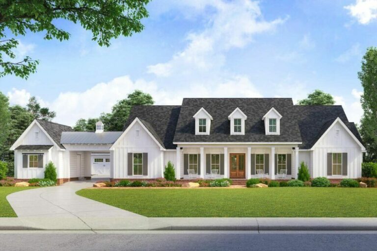 4-Bedroom Single-Story Country Classic Home With Porte Cochere Accessible Motor Court (Floor Plan)